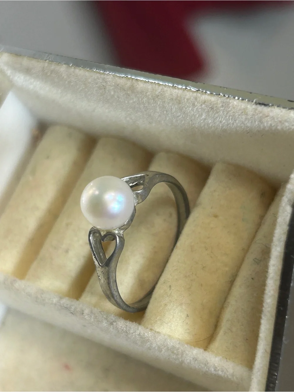 Pearl Heart Accent Ring - White Pearl on Silver-Tone Band